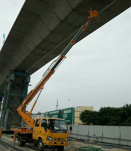 興山哪有高空吊人車出租公司？